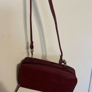 Elegant Burgundy Leather Crossbody Bag